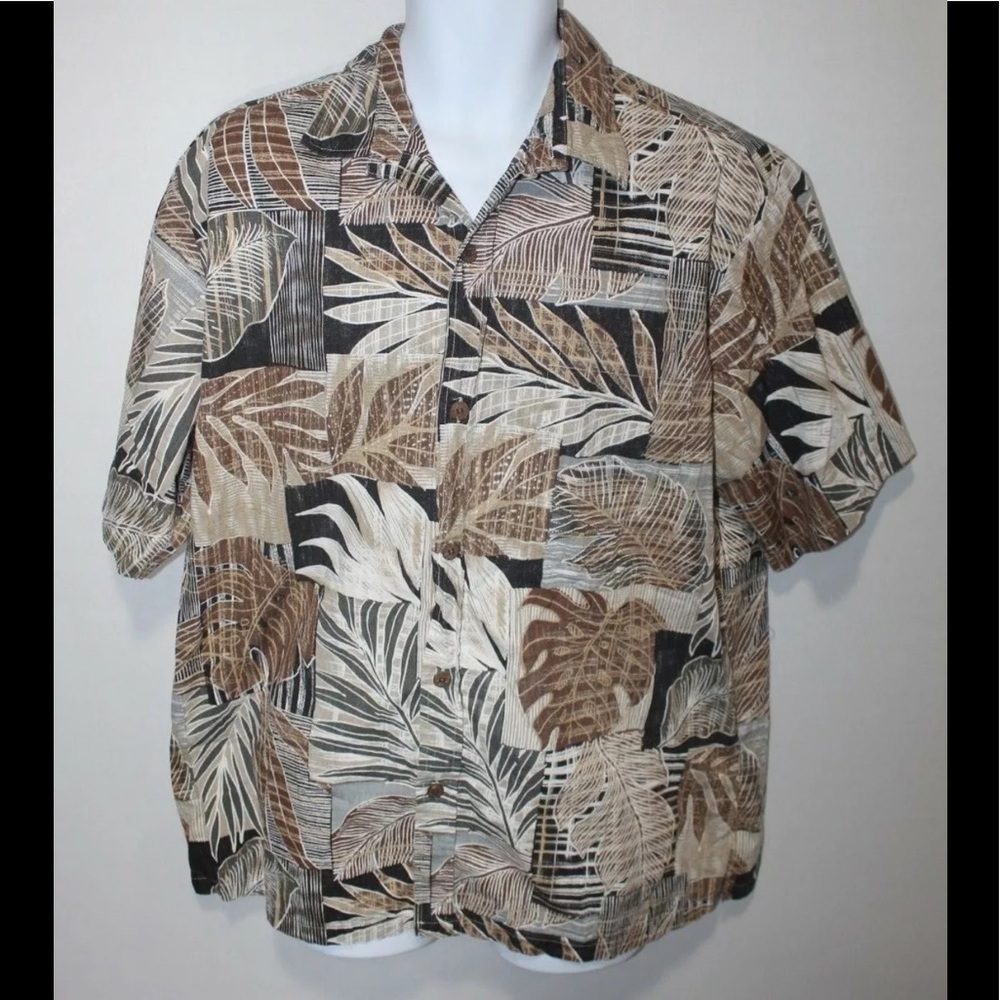 Bishop St Apparel Tropical Leaf Button Down